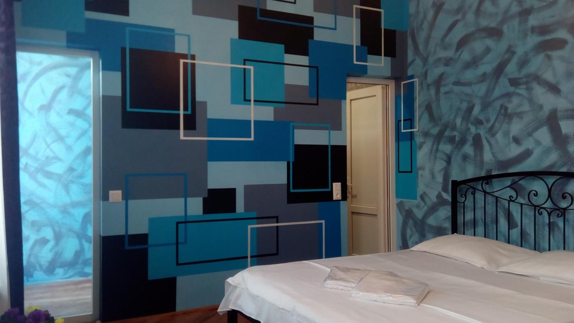 טביליסי Hotel Isani חדר תמונה